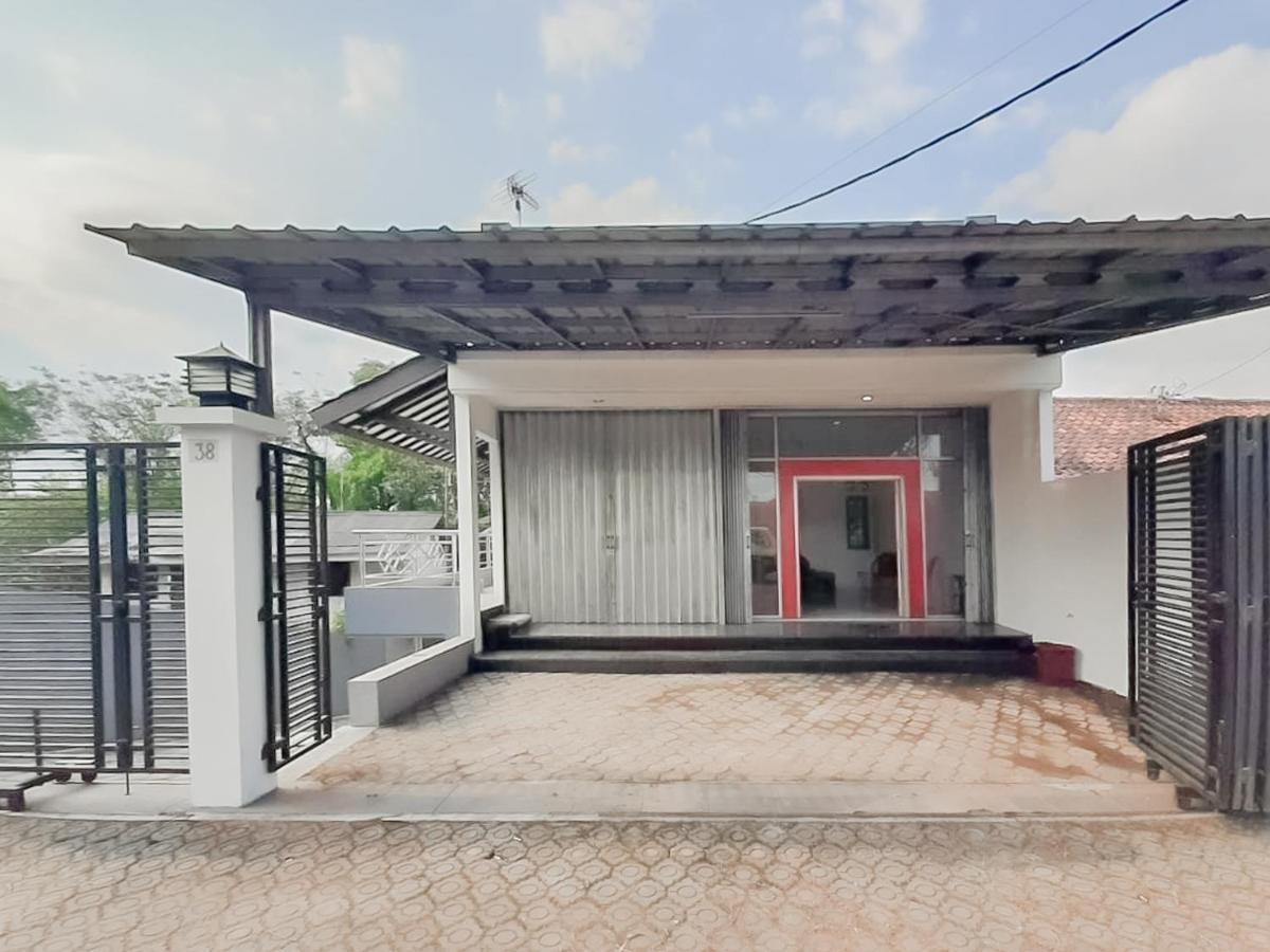 Wisma Asri Syariah Majalengka Redpartner Dawuhan Exterior foto