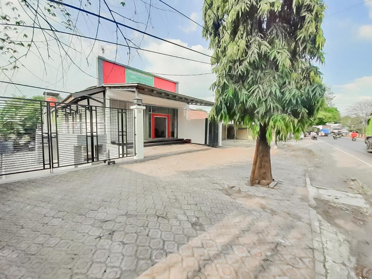 Wisma Asri Syariah Majalengka Redpartner Dawuhan Exterior foto